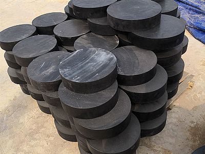 河南板式橡胶支座由若干层橡胶片与薄钢板经加压硫化